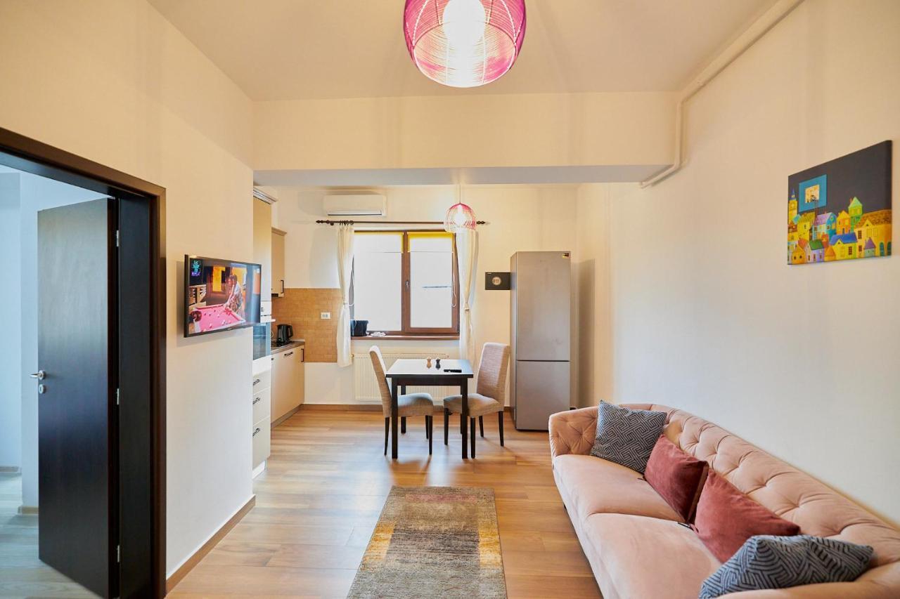 Cozy 3 Bedroom Apartments In Centre Of Iasi Palas Mall Экстерьер фото