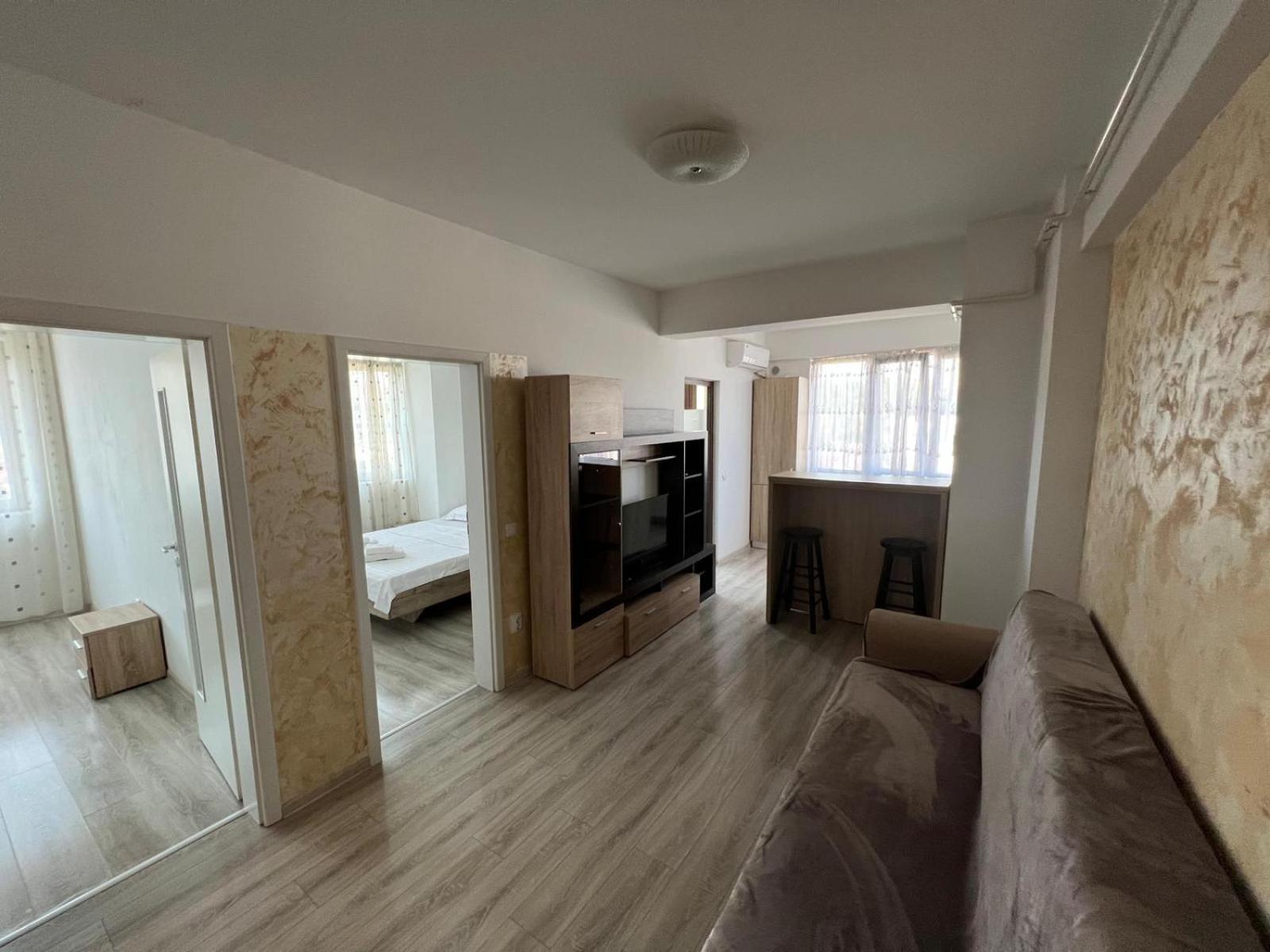 Cozy 3 Bedroom Apartments In Centre Of Iasi Palas Mall Экстерьер фото